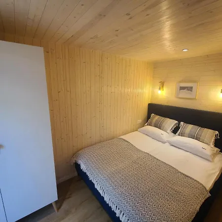 Morska Przystan Pilece - Jacuzzi Jastrzębia Góra