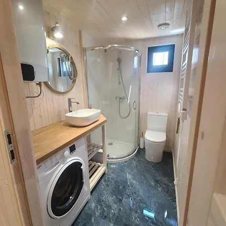 Morska Przystan Pilece - Jacuzzi Orman Evi *