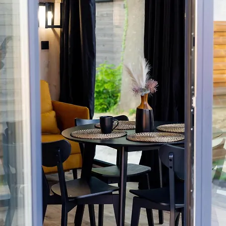 Morska Przystan Pilece - Jacuzzi ロッジ *