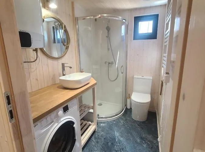 Morska Przystan Pilece - Jacuzzi Деревянный коттедж *